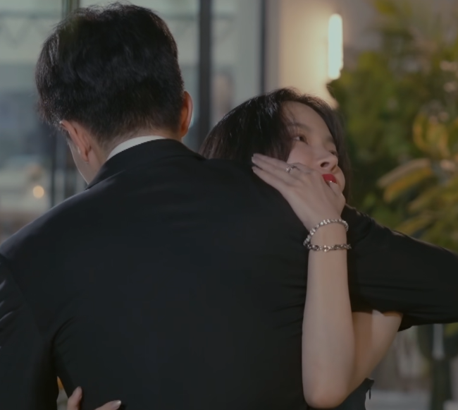 女人味|不甘心输给罗拉？皮皮自嘲穿着不够女人味！却被黄瑞恩一番话打脸