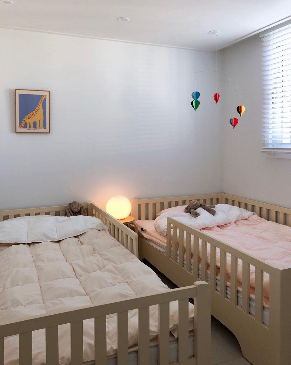 厨房太小了,坚持和客厅位置互换,至少大了10㎡!邻居都说有远见