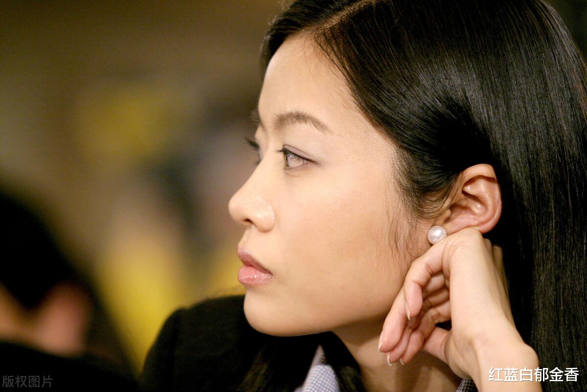 鲁豫|凤凰卫视女主播轶事：曾子墨人设坍塌，陈鲁豫创业失败