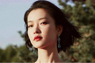 医生 天生的带妆眼，不用化妆颜值也很高