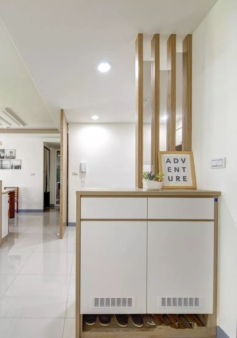 家里鞋子多,鞋柜这样设计,可以放下一辈子的鞋,真是超实用!