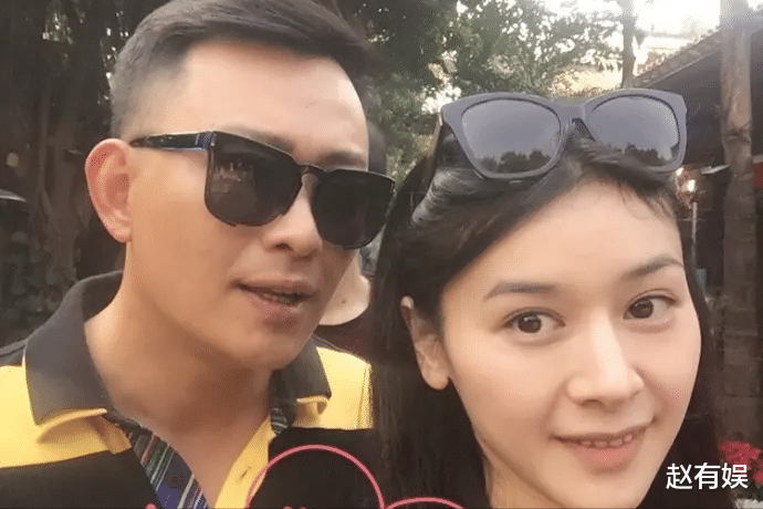 黄海冰|9年爱情以失败告终,再婚娶小12妻子的黄海冰,如今已是儿女双全