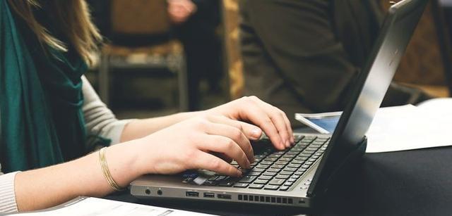 黑色沙漠|90后面试曾经上司，小人得志发文炫耀，网友：他今天也是你的明天