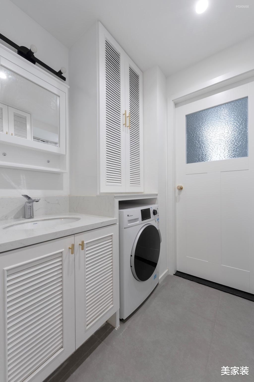 在墙上开个“洞”变出餐厅，榨干45平方所有方寸，想法好独特