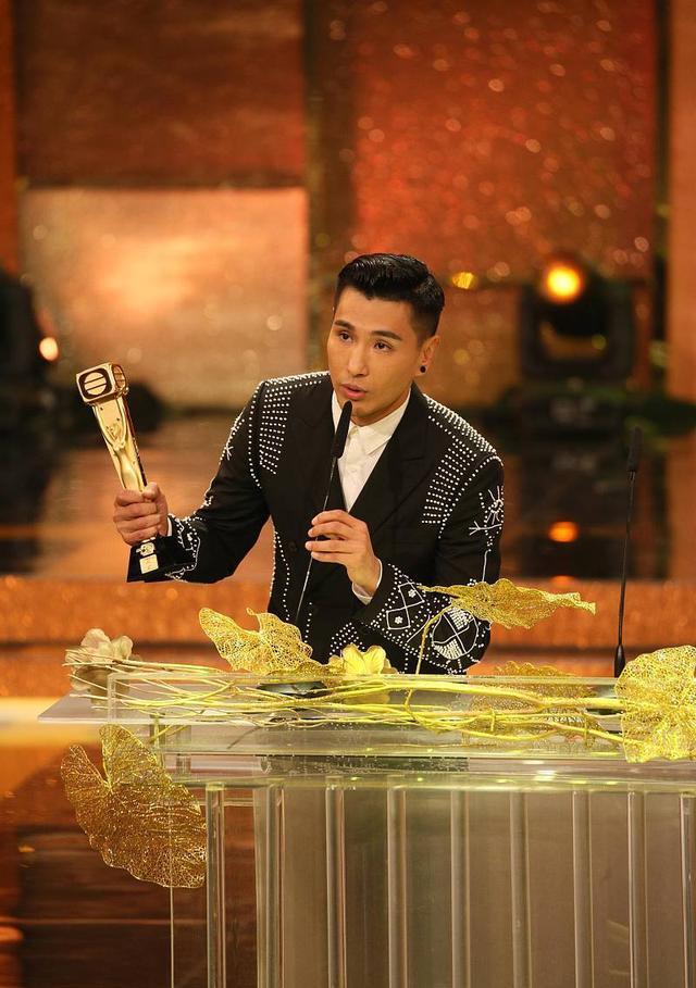 陈展鹏|陈展鹏主演的三部剧率先亮相海报，下半年剧接剧冲击三届视帝