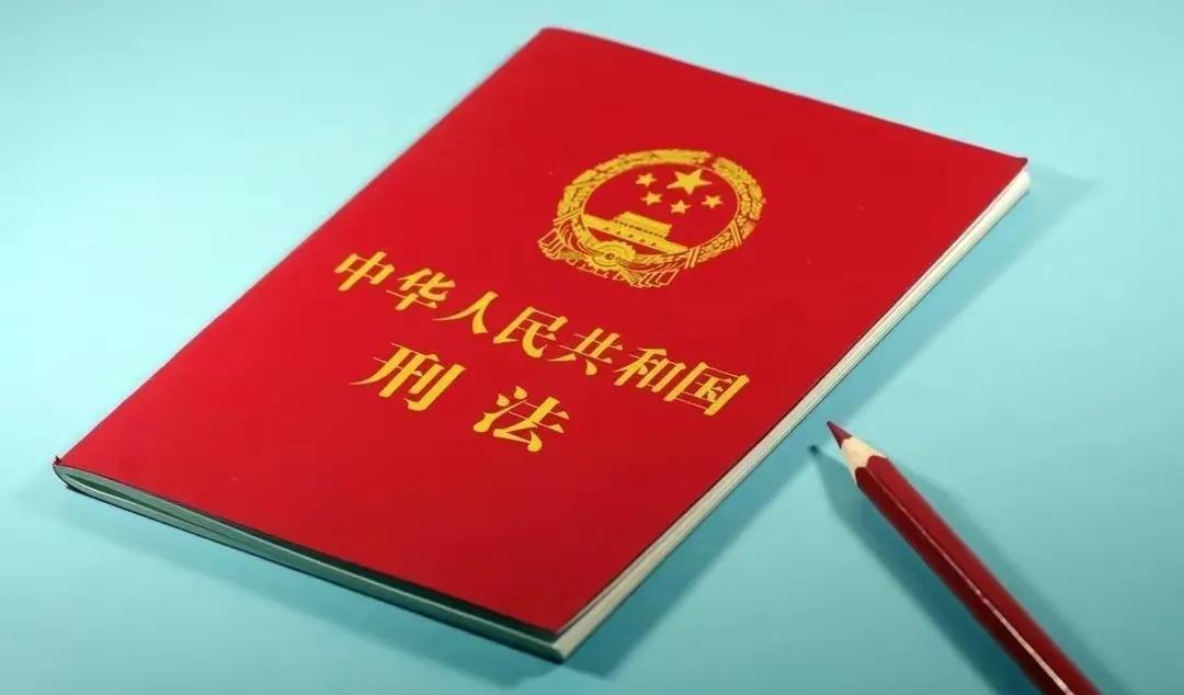 男子被上司侵犯,该怎么保护自己?原来男人之间也会发生这种事