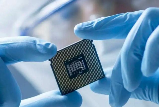 操作系统|美国霸权不灵了!中国芯片取得突破后,白宫的封锁计划没人搭理