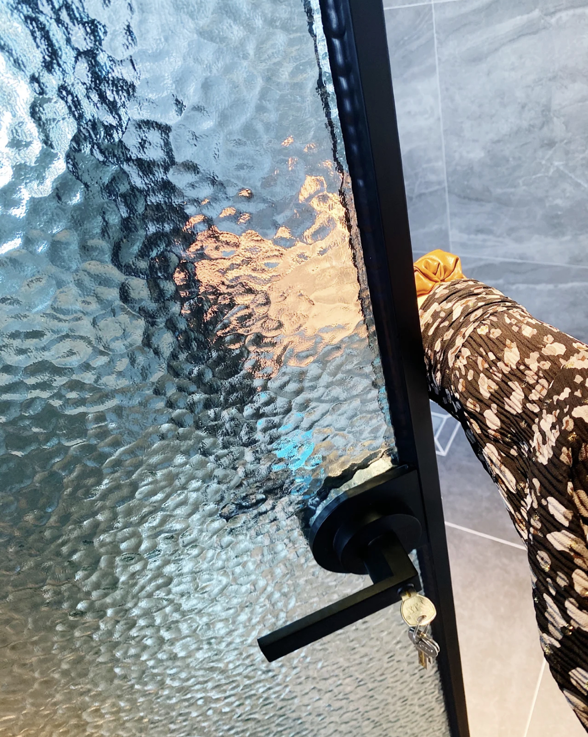 年度最美玻璃门已列齐,再装修照着选就行,让家美的不可方物!