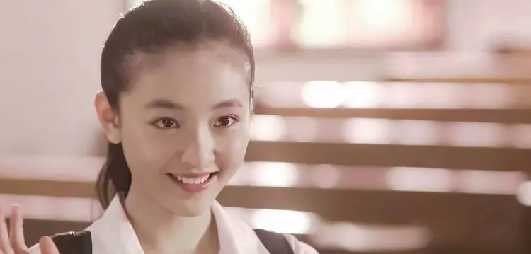 医美|出道即惊艳众人,现在却灵气全无,是花期太短还是医美太过?