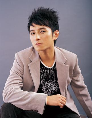 邓伦|维嘉妈妈周志东，忧心儿子的婚恋问题，更牵挂他的身体健康