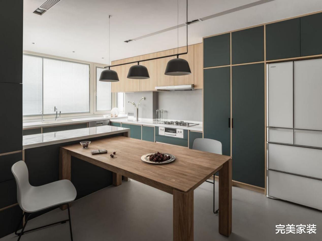 模范小夫妻的家,经典和艺术的结合,为家人点亮一盏回家的灯