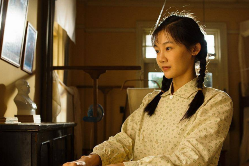 杨采钰|5年后,再看冯小刚的“芳华三美”,各自境遇天差地别