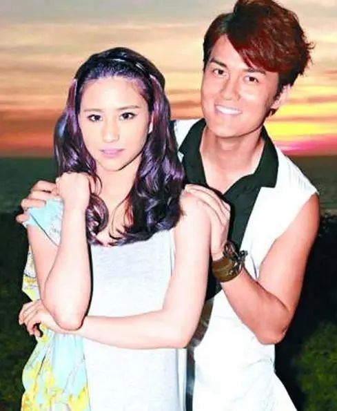 何超莲|真怀啦？！聘礼10个亿，娱乐圈小公主终于嫁了！