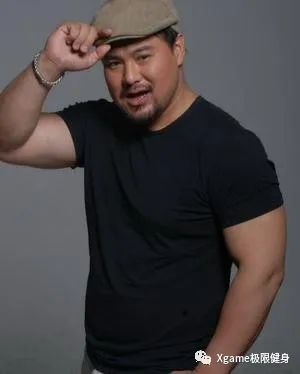 张飞|《新三国》张飞被网友吐槽太胖：那个?胸?无语了，有点恶心