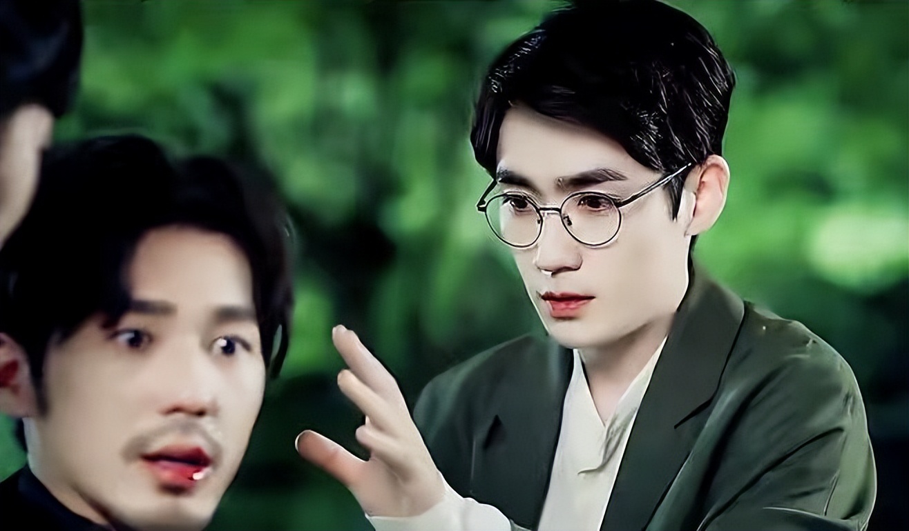 许凯|“龙须刘海”不要轻易尝试!有人仙气飘飘,有人酷似蟑螂精转世