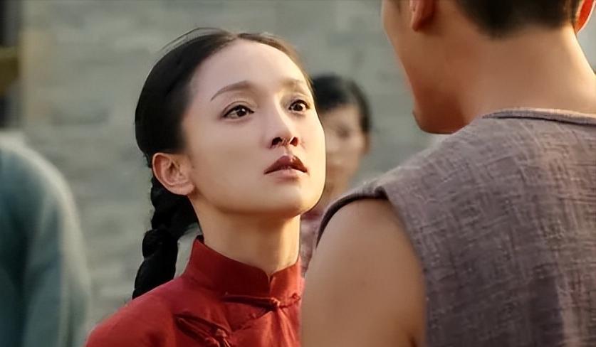 余占鳌|《红高粱》:长大后才懂,余占鳌3骂九儿嫌贫爱富,不过是不满足