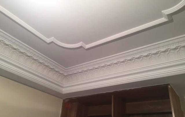 慢工细活做石膏线条,正确完成批刮仿瓷施工,谨防石膏板缝的败笔