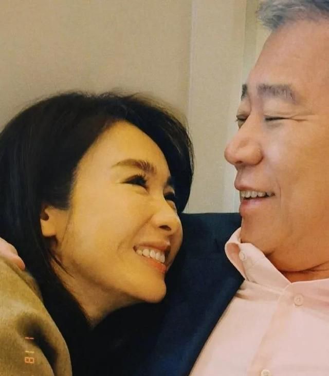 黎姿|黎姿：嫁给残疾的马延强生3个女儿，她过得真的快活吗