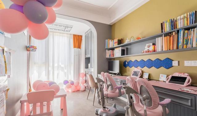 客厅隔个小房间,现在流行这种布局了!爽赚3处功能区,1不浪费