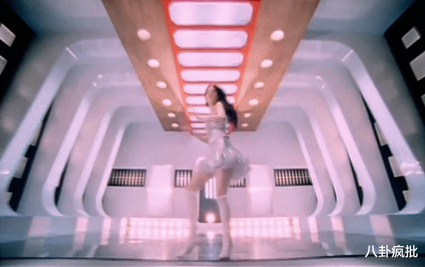 刘亦菲|回忆过去，神仙姐姐和国超都是唱跳爱豆！