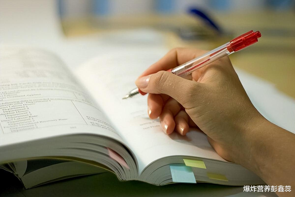 医生|出现这4个症状，可能是“脑供血不足”，提醒：越早做这2件事越好