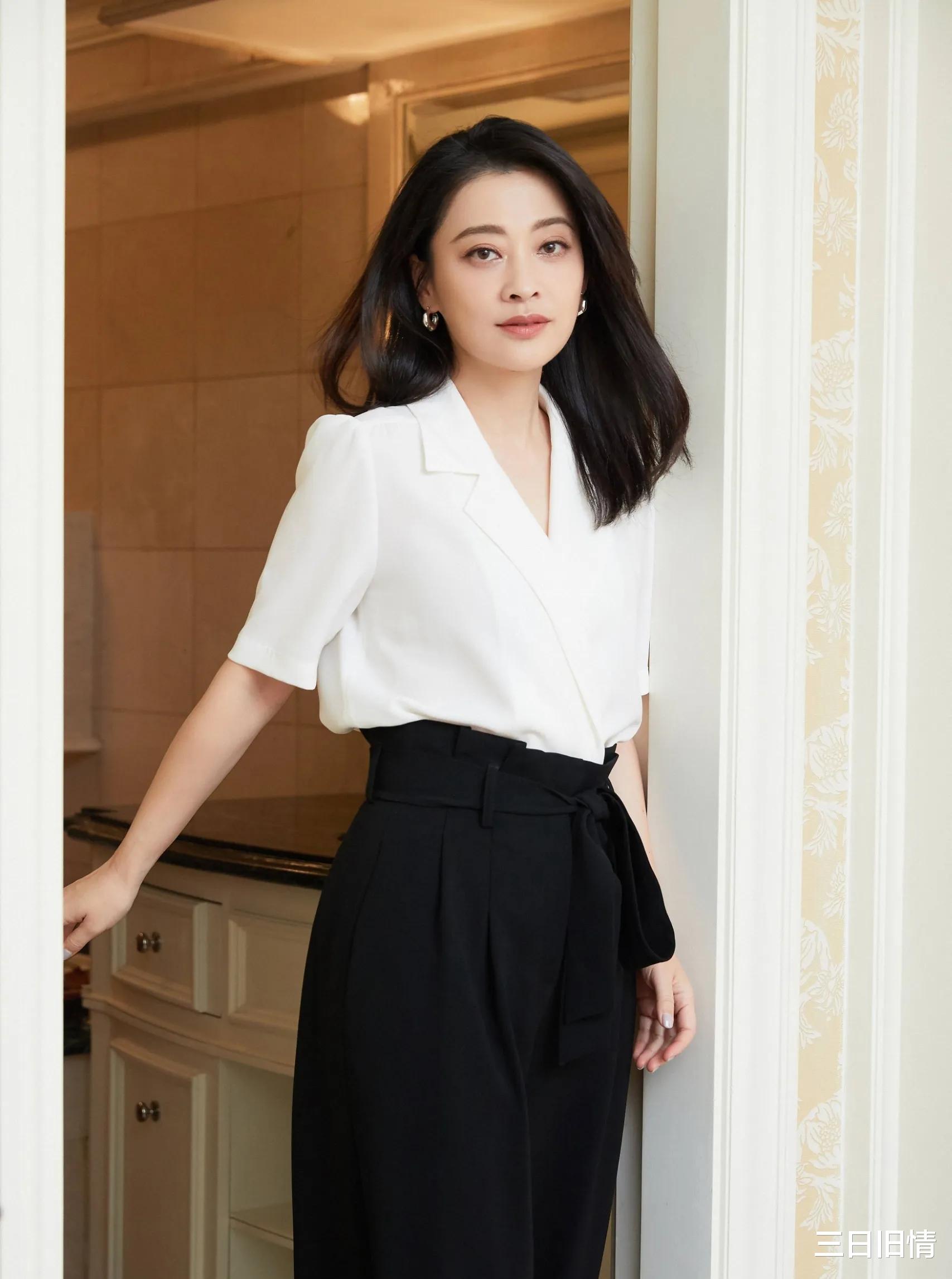 梅婷|梅婷，一位端庄大气又优雅沉稳的女星