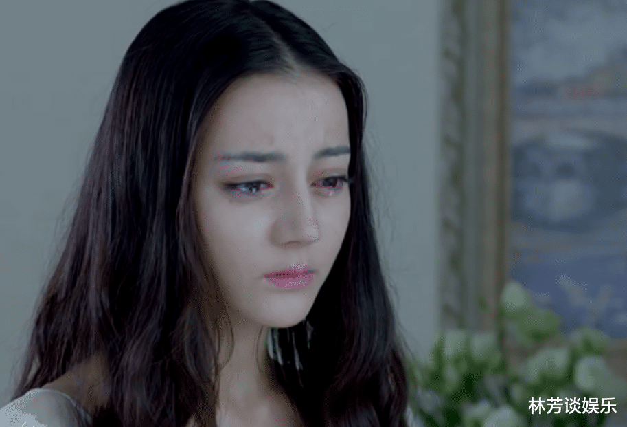 迪丽热巴|7年前,迪丽热巴演了个“绿茶”,让人记了好久,好难得!