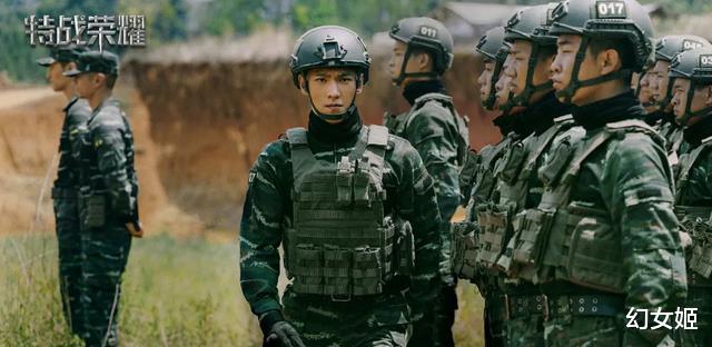 王俊凯|1个月，3位娱乐圈流量明星打响“翻身仗”，baby王俊凯干得漂亮！