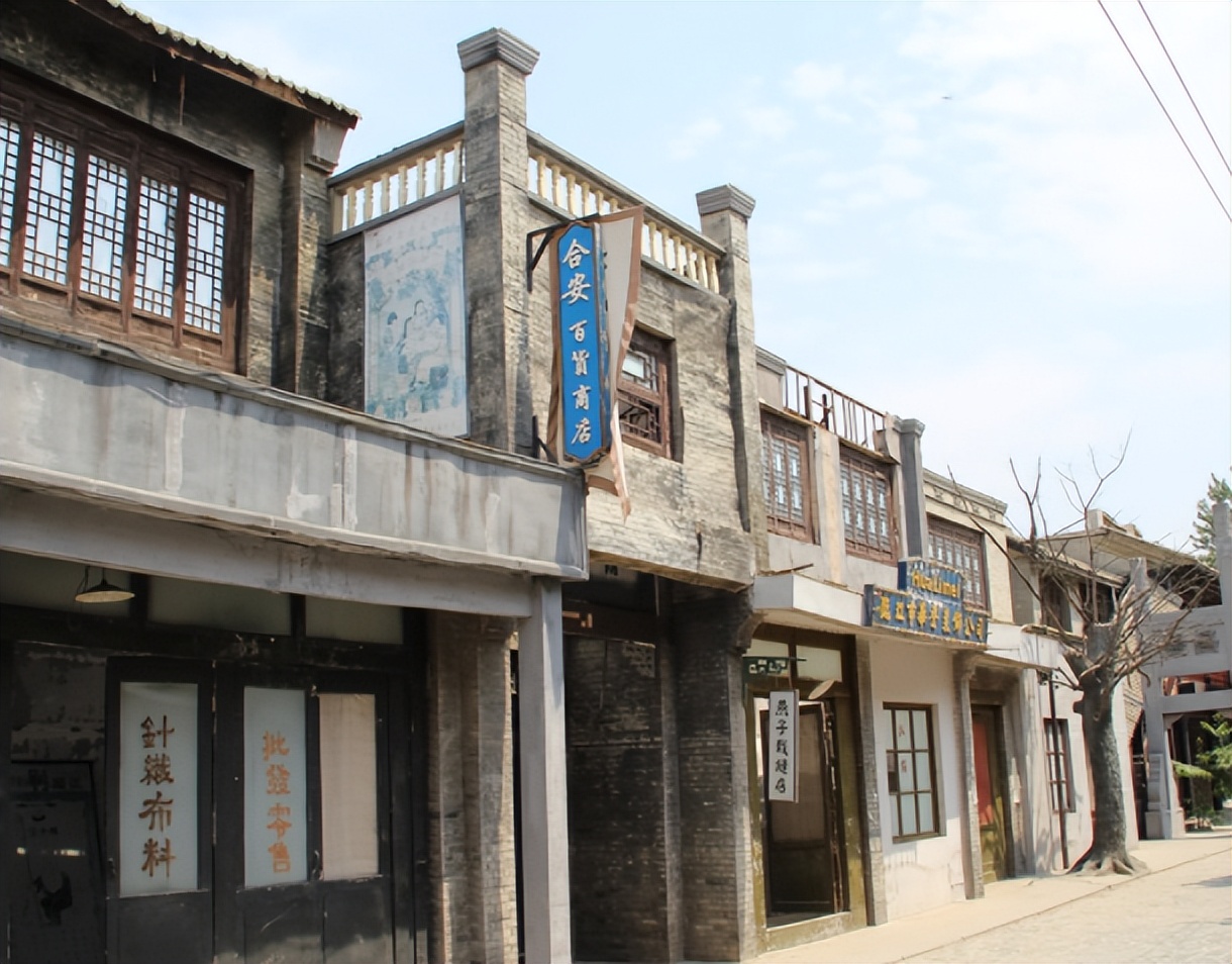 爱新觉罗的后裔安林,在京城蹬了40年三轮车,一小时150元不讲价