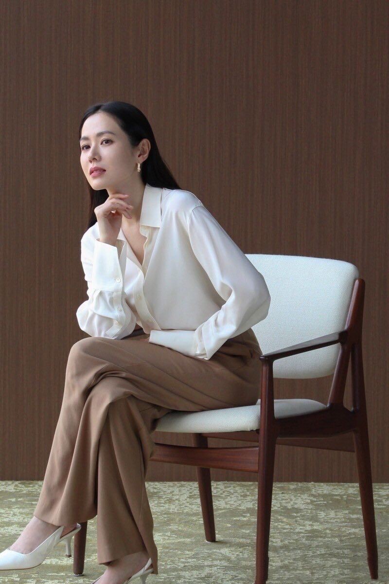 孙艺珍|看完40岁孙艺珍的穿搭才明白：内娱明星输的不只是演技，还有衣品