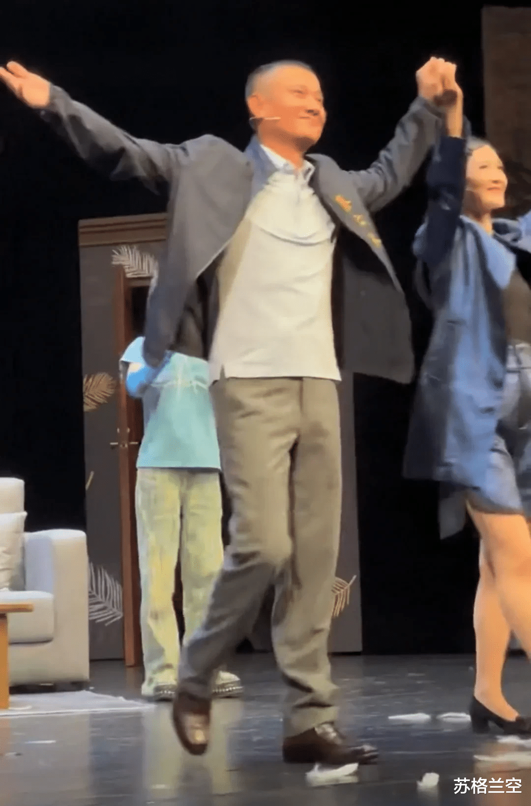 谢娜|谢娜与文章在上海亮相，她真的变了吗？