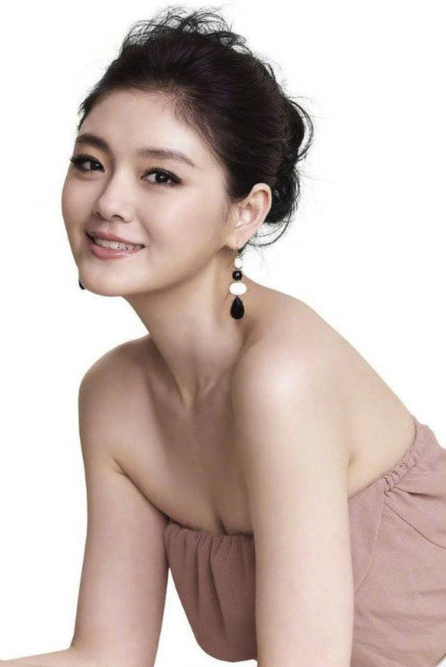 汪小菲|汪小菲晒大S购物记录，离婚后女方狠刷信用卡，再婚头纱男方买单