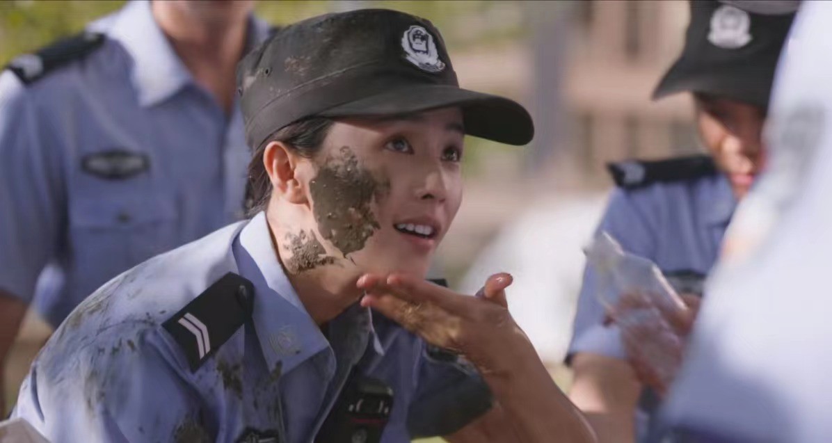 张若昀|《警察荣誉》演技比拼，张若昀8.6分不是第一，有人身上的泥都带戏