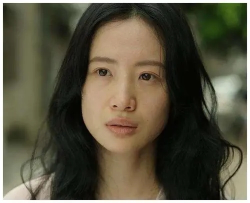 妇女节|知名女星不满三八妇女节收到祝福称自己还是少女引争议