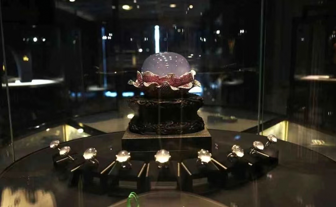 价值8位数的昭仪之星直接见光死!连千万级别的紫罗兰手镯都比不过?