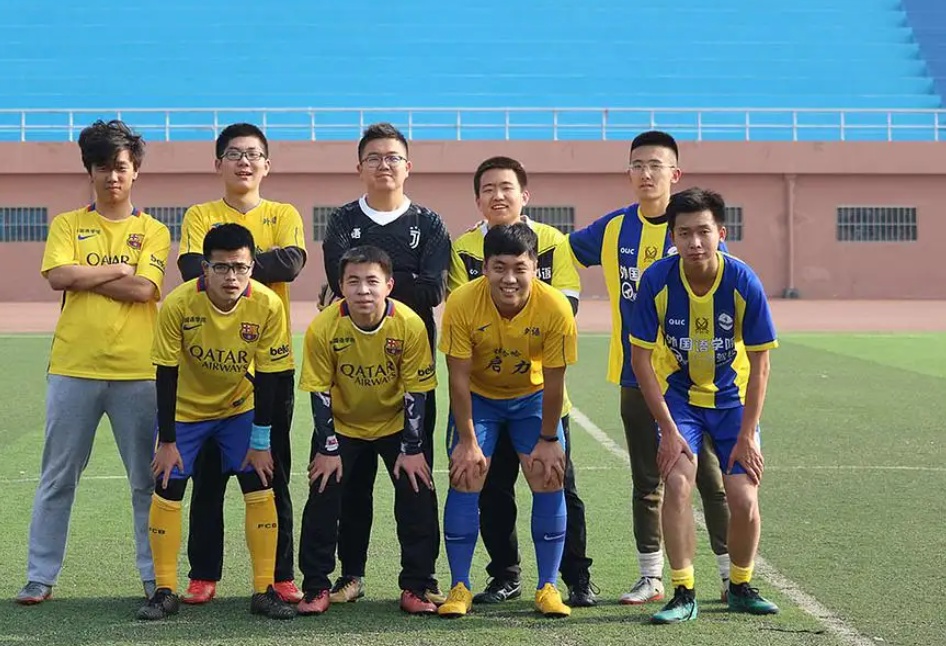 中超|野球高手,跟中超球员踢,可能连犯规的机会都没有