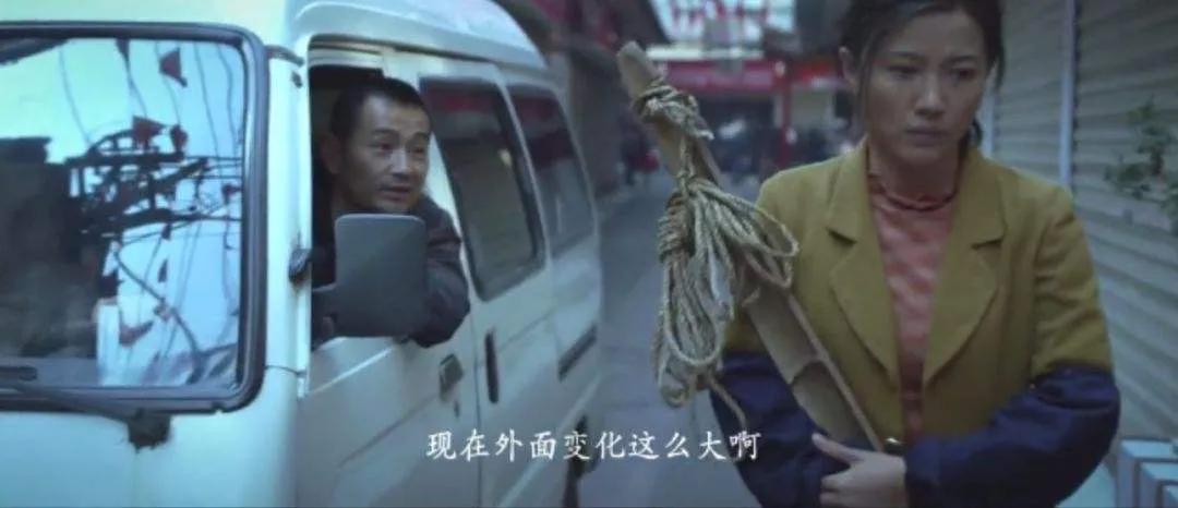 李宝莉|从《万箭穿心》看人性中的恶，她还有出路吗？