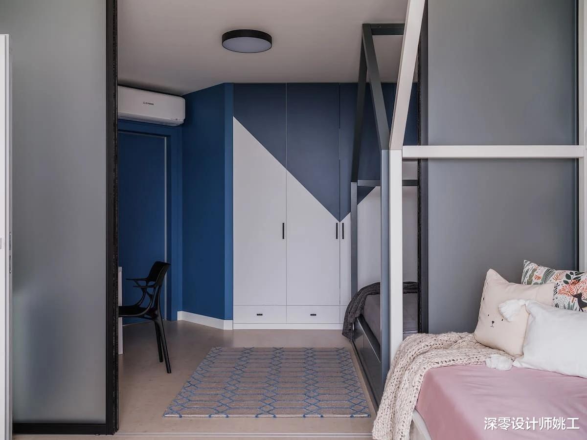 92㎡清爽的三居室,阳台改成休闲室,大全景窗户看着格外地明亮