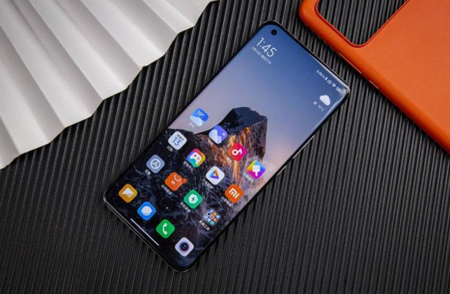 小米科技|小米12Ultra将与徕卡合作,正式官宣,搭配大储存方案,真香!