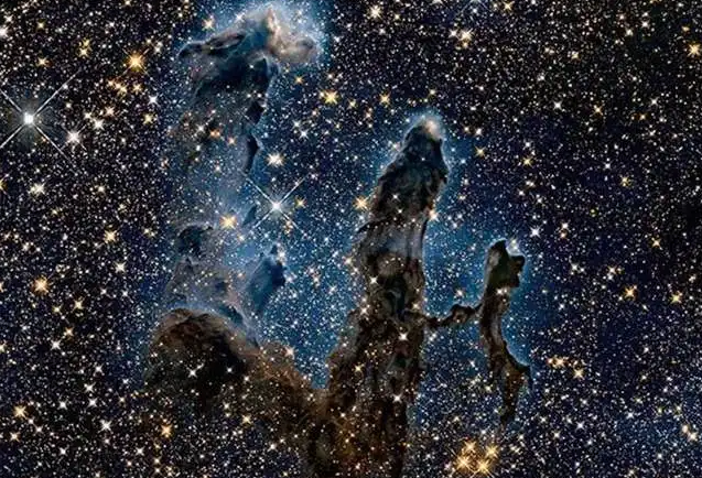 走进宇宙山:船底座星云的一部分,高达3光年!