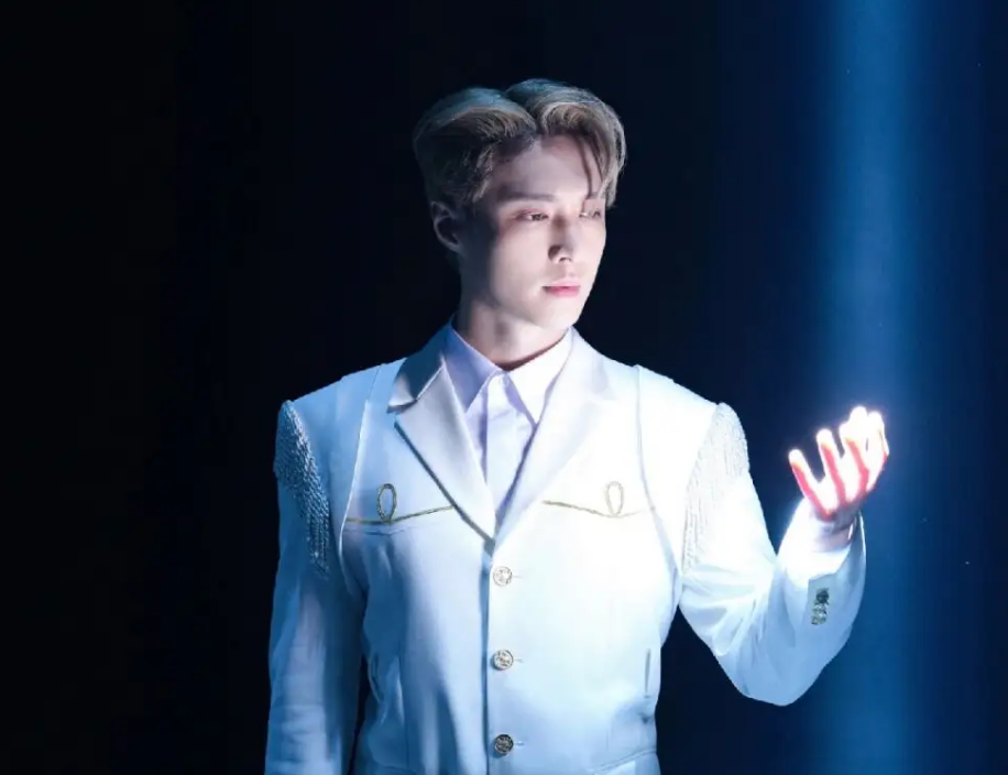 张艺兴|张艺兴大航海二巡是一次真正的冒险,他就是为舞台而生的