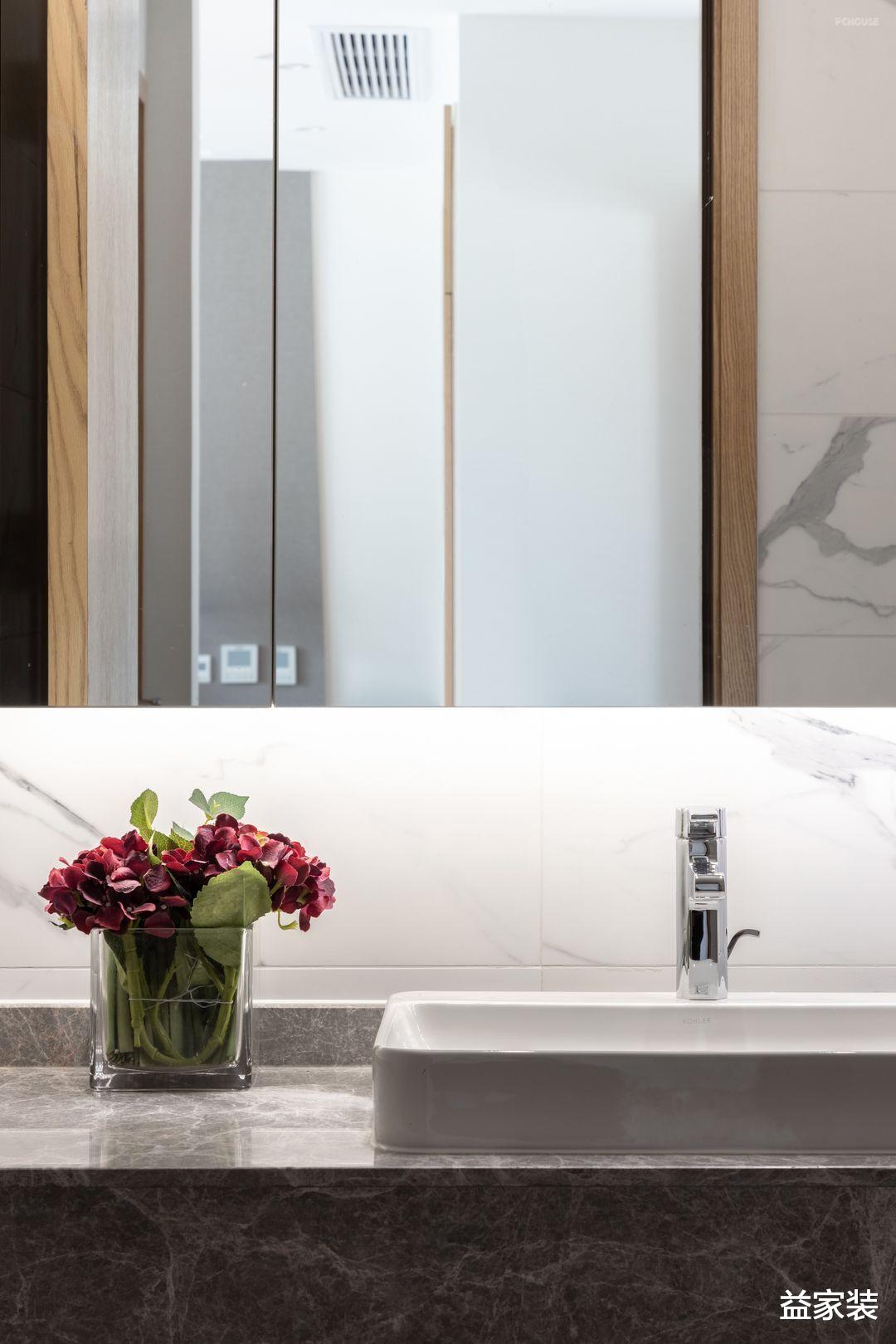 四代同住的别墅,不局限于单一风格,构建时尚的现代居所