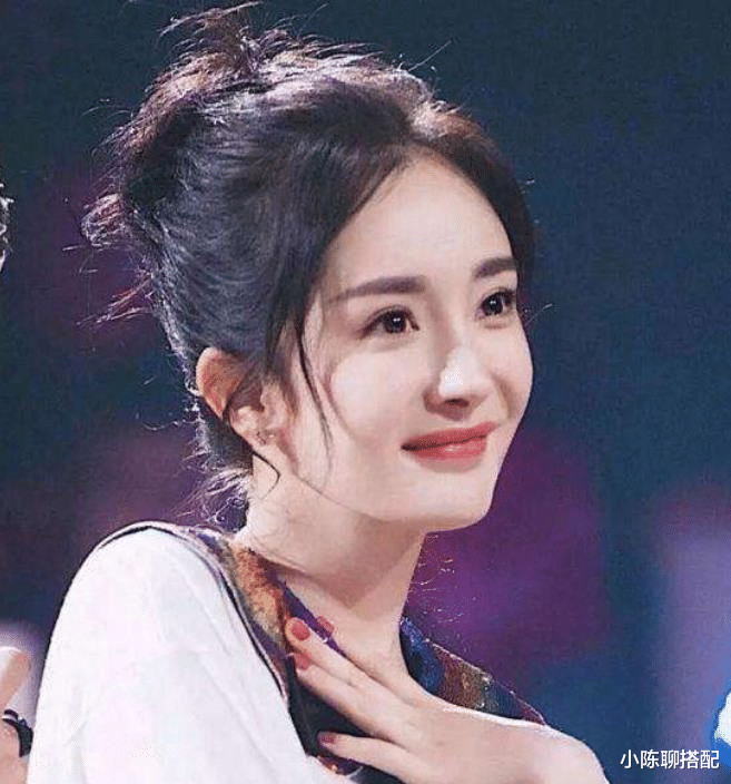 齐刘海 留齐刘海气质全无?露额头才年轻大方?中年女星们来告诉你答案