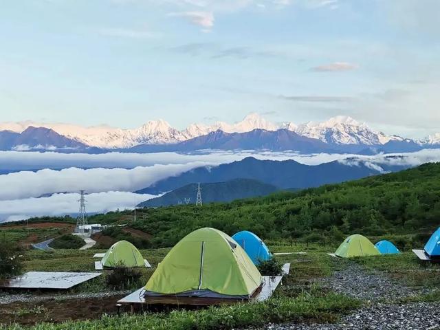 |别再喊热了!这个被央视疯狂点赞的避暑秘境,18℃!爆凉快!