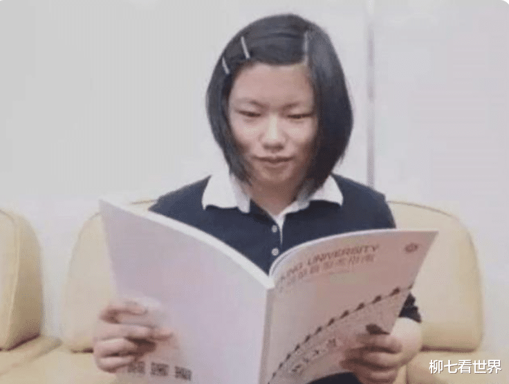 书法|在书法上的造诣高，5位女学霸被名校疯抢，清华北大在列