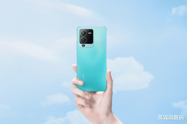 半导体|轻薄身姿+清凉配色，vivo S15美图赏析