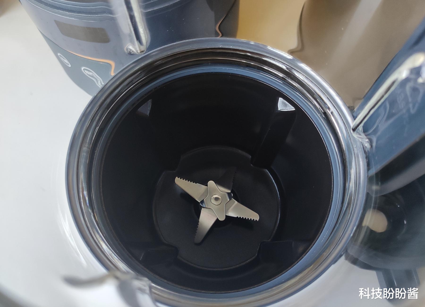 轻音破壁机真好用!小巧轻便还不打扰家人,宜盾普破壁机体验