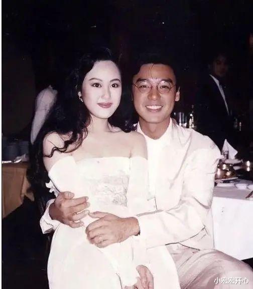 章小蕙|曾嫁给了2个亿万富翁,独自还清了2.5亿债务的章小蕙,如今怎么样了?