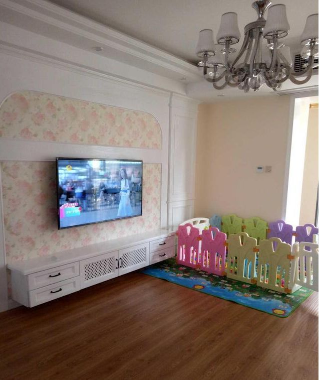 不顾家人反对，老公将电视柜留空20公分，入住后邻居纷纷模仿！