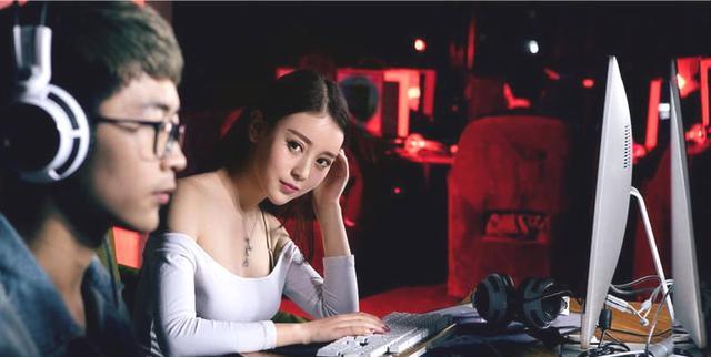 暗藏色情交易,狂打擦边球?这个爆火的产业,为啥很难“单纯”?